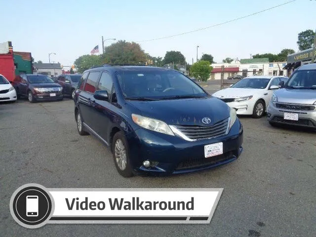 2012 Toyota Sienna XLE