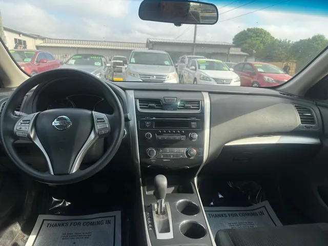 2015 Nissan Altima SV - Photo 9