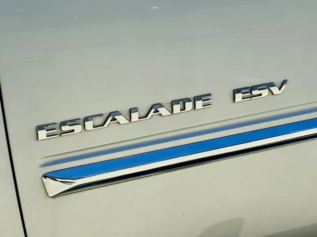 2012 Cadillac Escalade ESV Base - Photo 14