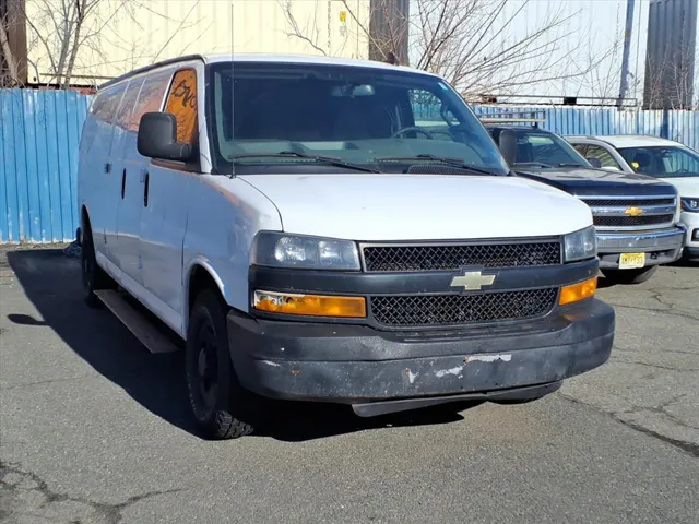 2019 Chevrolet Express Cargo 1WT