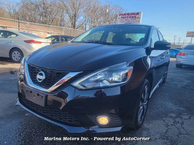 2016 Nissan Sentra SR's photo