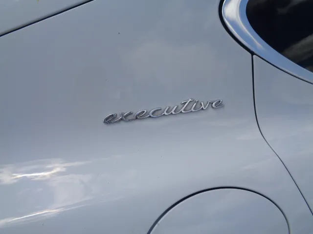 2015 Porsche Panamera S - Photo 14