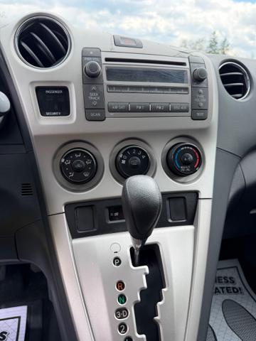 2009 Toyota Matrix Base 4-Speed AT