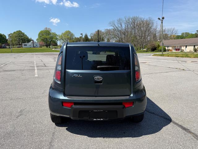 2011 Kia Soul +