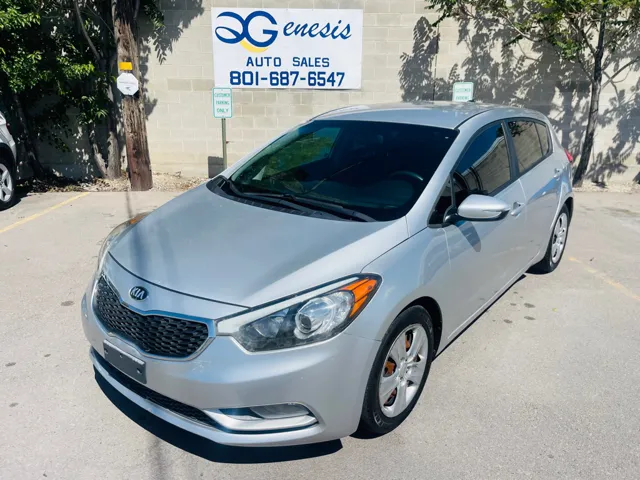 2016 Kia Forte LX AT's photo