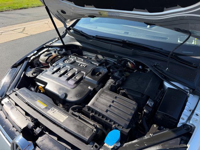 2015 Volkswagen Golf SportWagen TDI SE 6A