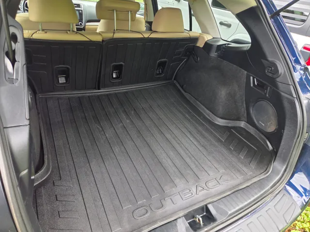 2018 Subaru Outback Limited - Photo 9