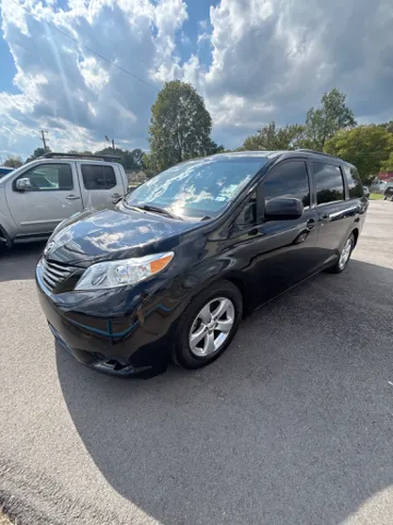 2017 Toyota Sienna L