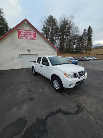 2014 Nissan Frontier's photo