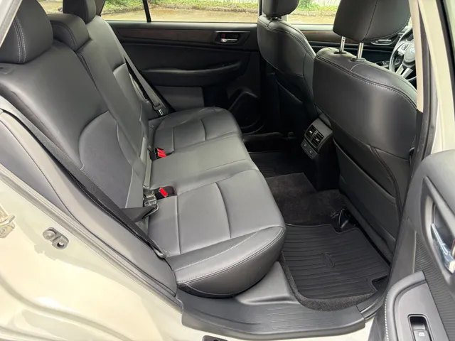 2015 Subaru Outback Limited - Photo 12