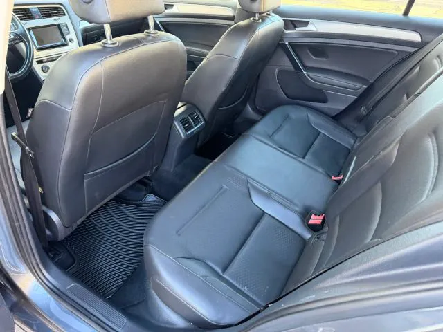 2015 Volkswagen Golf TDI SE - Photo 20