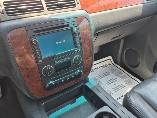 2011 Chevrolet Silverado 3500HD LTZ - Photo 20