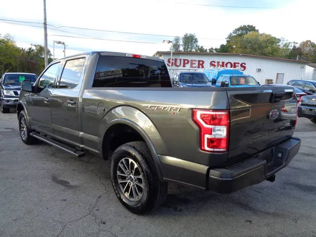 2019 Ford F-150 XLT photo 4