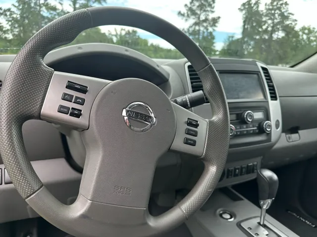 2021 Nissan Frontier SV - Photo 10