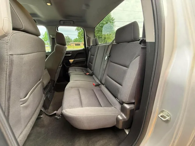 2016 Chevrolet Silverado 1500 LT - Photo 18