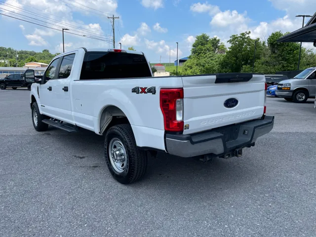 2018 Ford F-350 XL photo 4