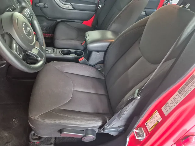 2015 Jeep Wrangler Unlimited Sport - Photo 14