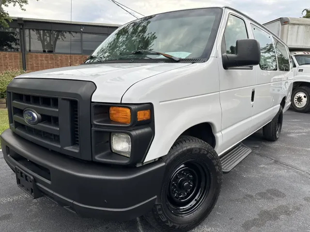 2010 Ford E-Series Econoline Wagon XLT