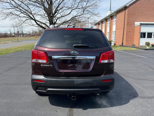 2011 Kia Sorento LX 2WD