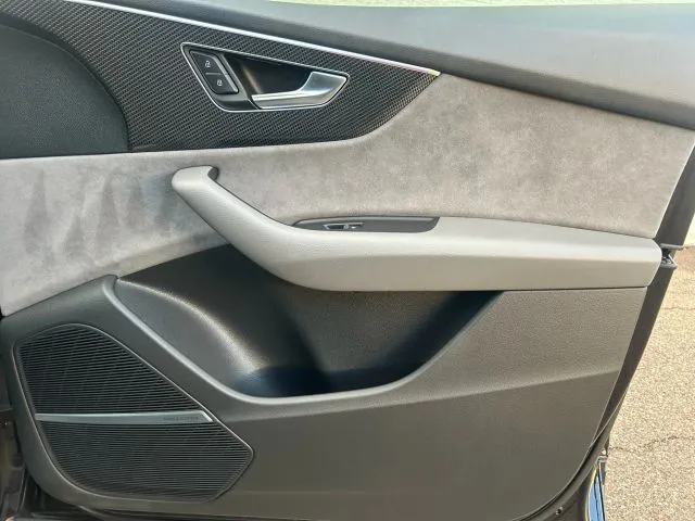 2021 Audi SQ8 Premium Plus - Photo 13