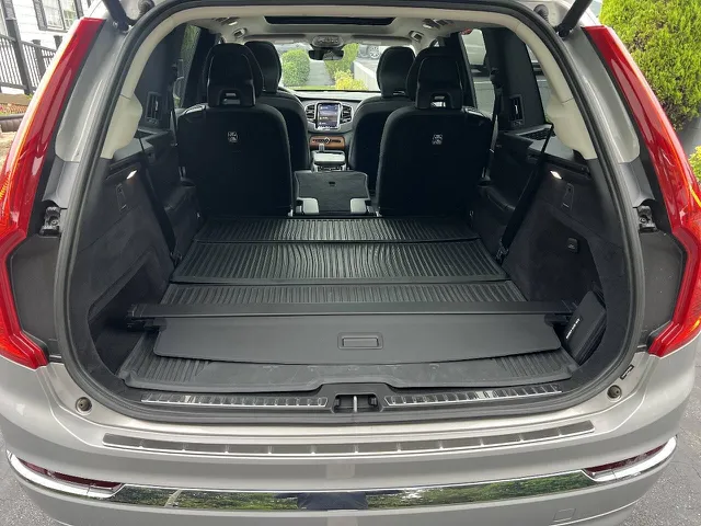 2023 Volvo XC90 Plus - Photo 24