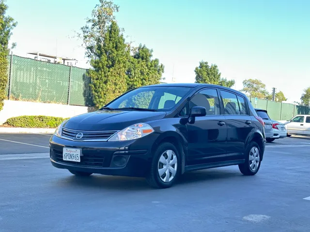 2011 Nissan Versa SL - Photo 19