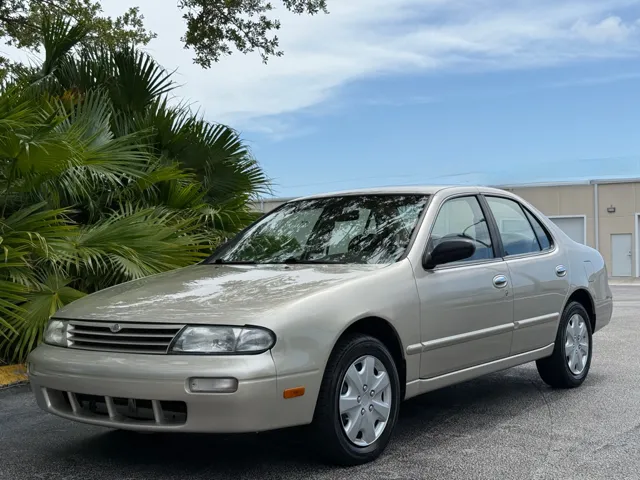 1995 Nissan Altima