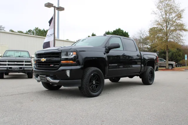 2018 Chevrolet Silverado 1500 LT's photo