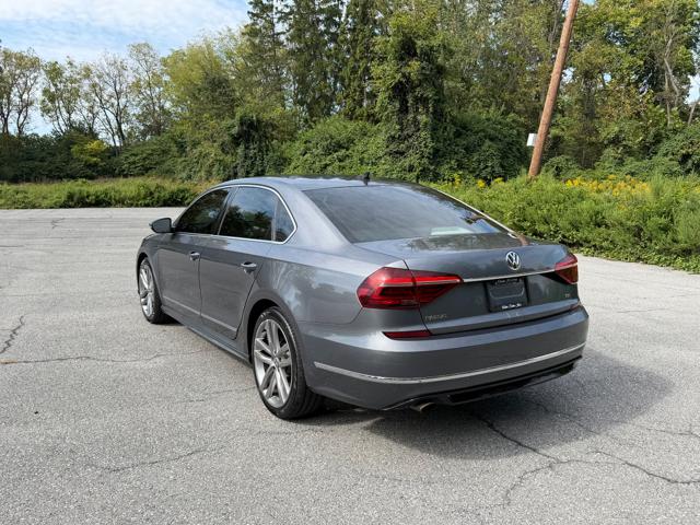 2017 Volkswagen Passat R-Line