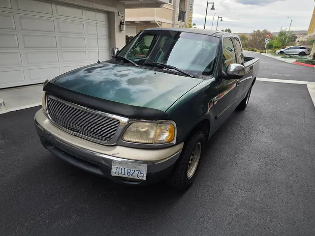 1999 Ford F-150 LARIAT