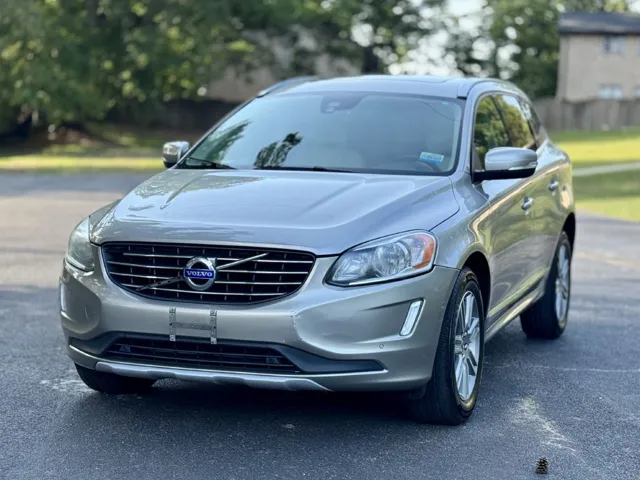2016 Volvo XC60 T6 Drive-E AWD Auto's photo