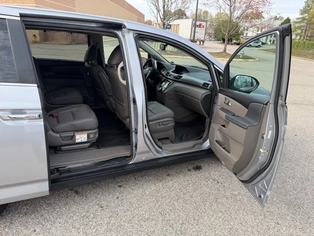 2017 Honda Odyssey EX-L - Photo 21