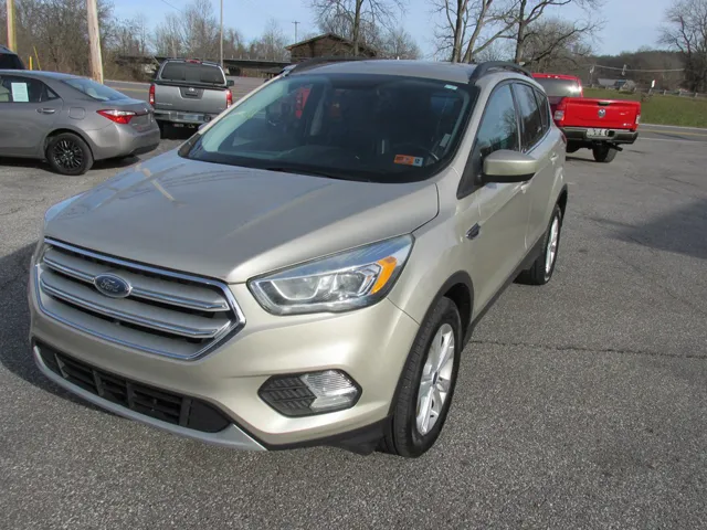 2018 Ford Escape SEL's photo