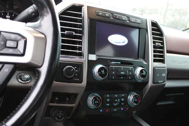 2020 Ford F-450 Super Duty Platinum - Photo 18