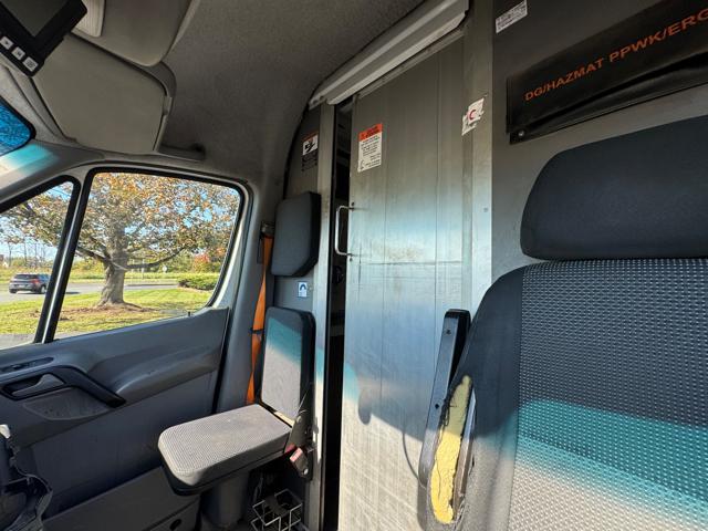 2011 Mercedes-Benz Sprinter 2500 High Roof 170-in. WB