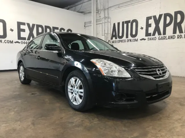 2012 Nissan Altima Base