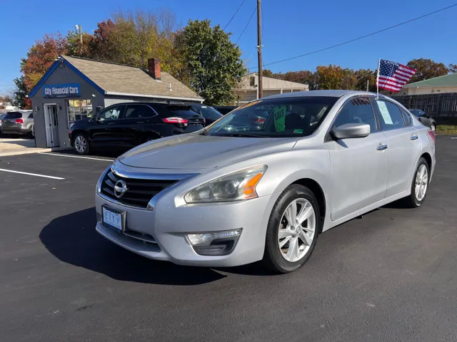 2013 Nissan Altima Sedan's photo