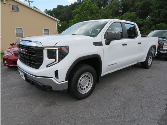 2022 GMC Sierra 1500 Pro's photo