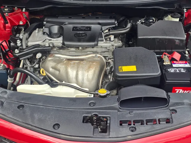 2013 Toyota Camry SE - Photo 13