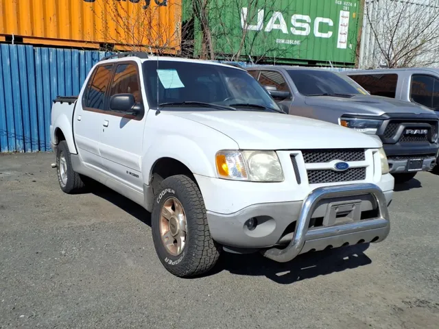 2001 Ford Explorer Sport Trac Base