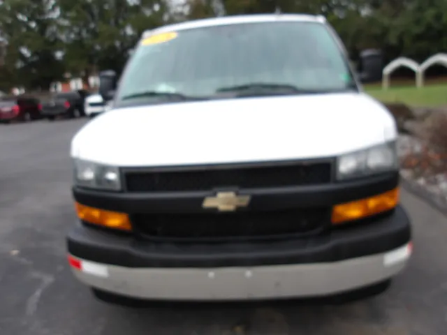 2018 Chevrolet Express Cargo Work Van's photo