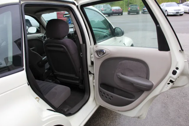 2005 Chrysler PT Cruiser Touring Edition - Photo 16