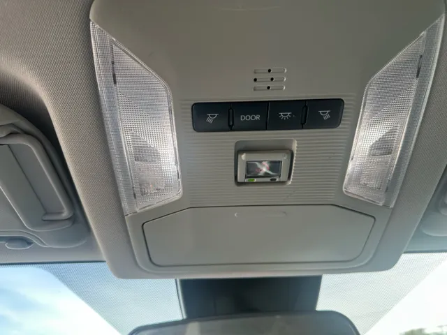 2022 Toyota RAV4 XLE's photo