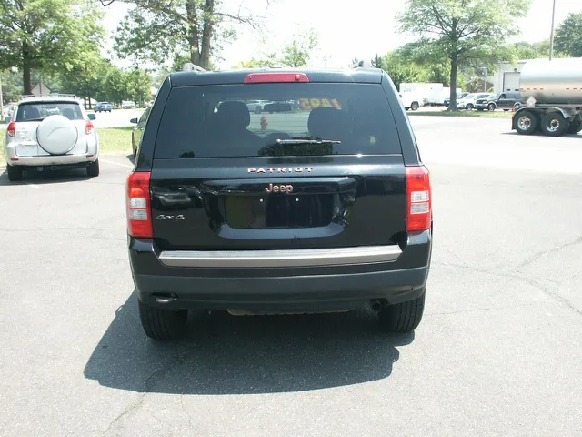 2016 Jeep Patriot Sport photo 3