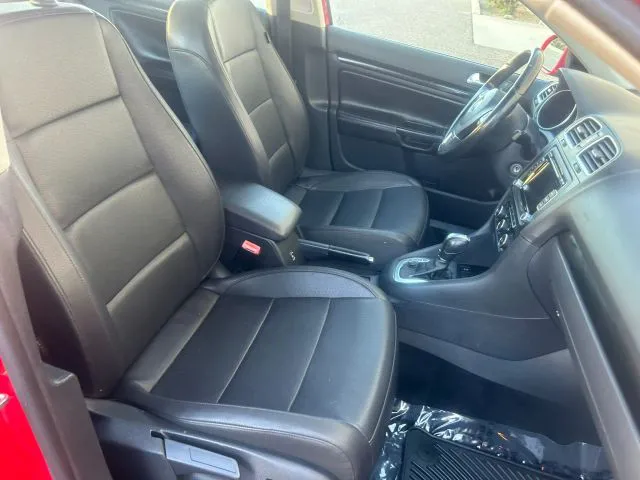 2012 Volkswagen Jetta SportWagen TDI - Photo 15