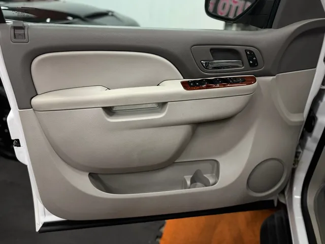 2013 GMC Yukon XL SLT - Photo 7