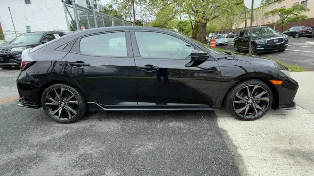2017 Honda Civic Sport CVT's photo