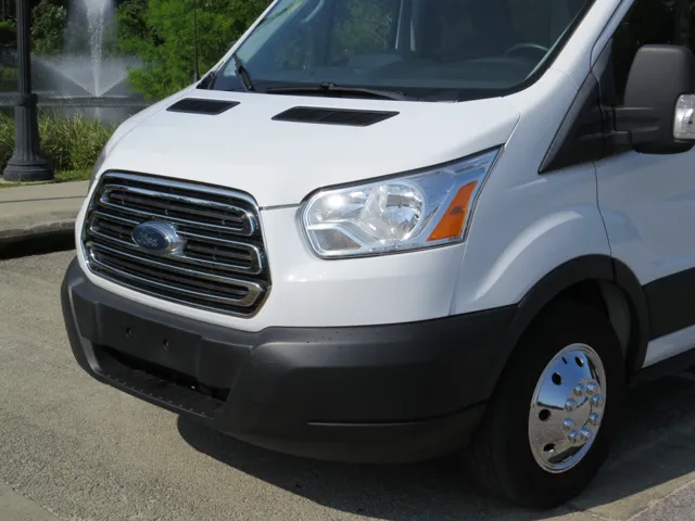 2019 Ford Transit photo 4