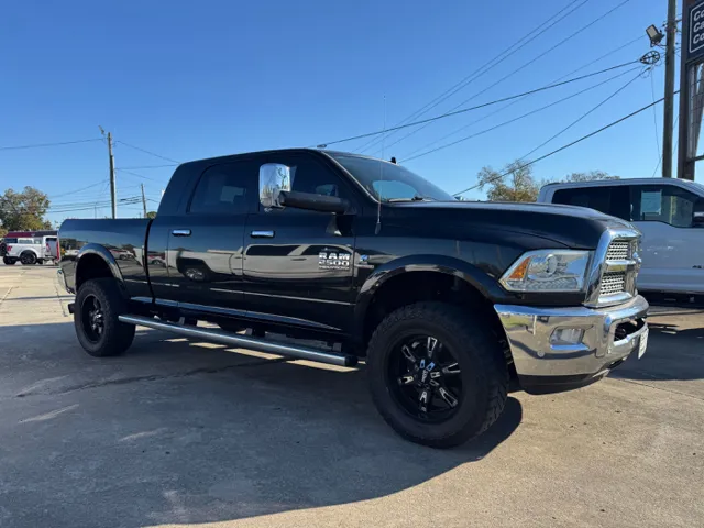 2016 RAM Ram 2500 Pickup Laramie's photo