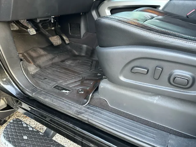 2017 Nissan Titan SL - Photo 21